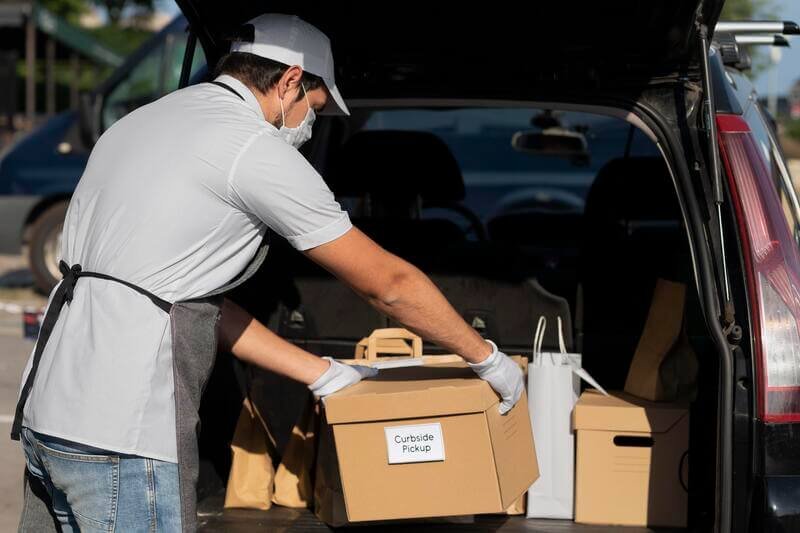 Inner Parcel Delivery Image
